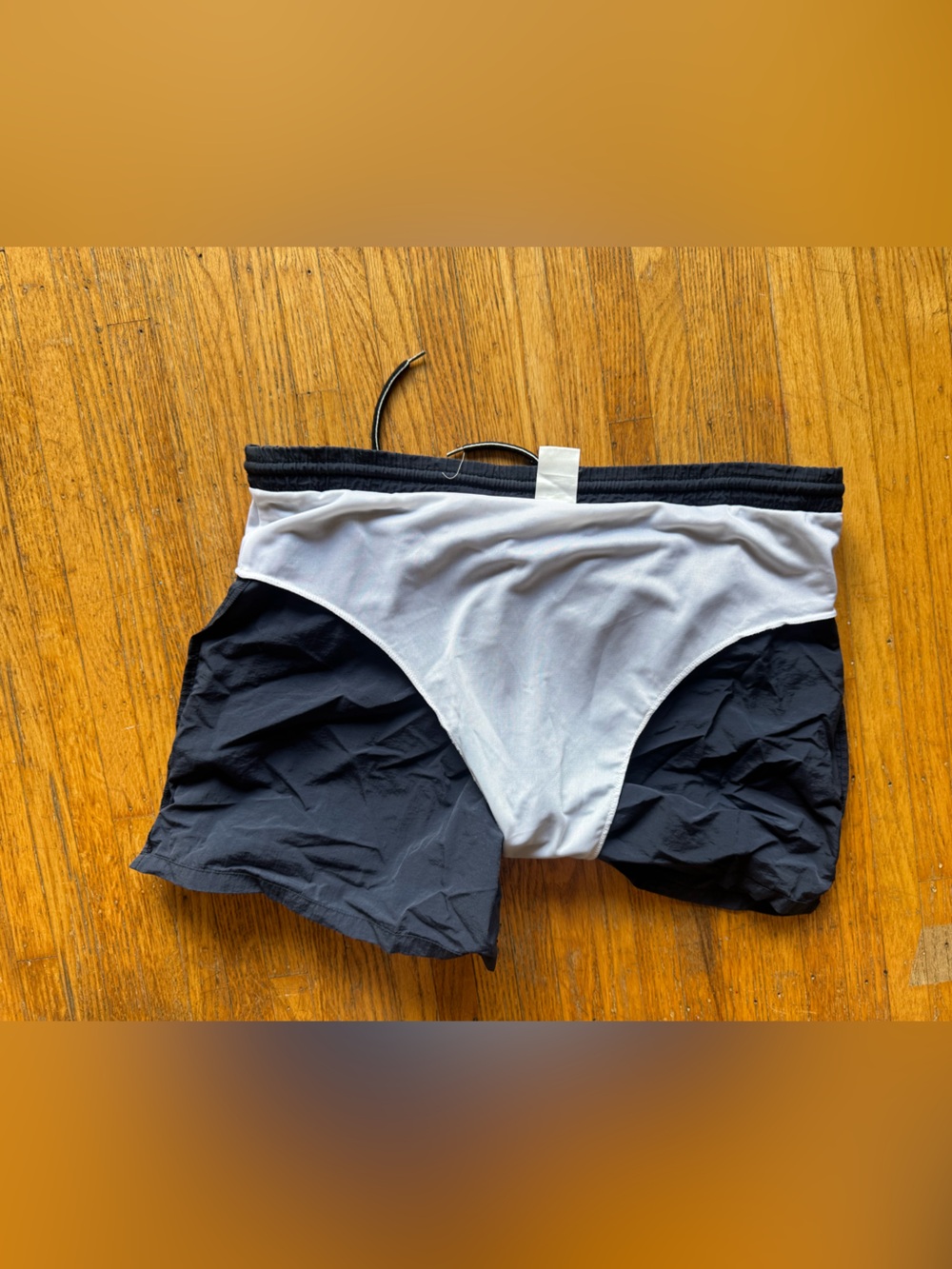 TYR SWIM SHORTS - Picture 5 of 6